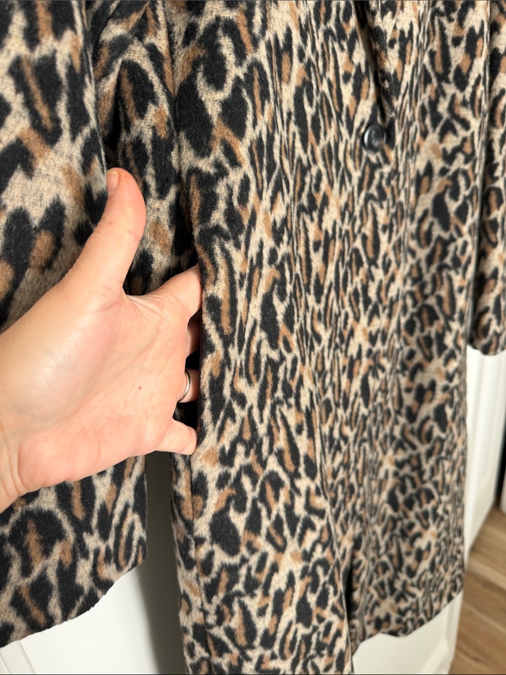 Z Supply Leopard Print Long Coat Black & Tan Car Coat Medium - Picture 5 of 8